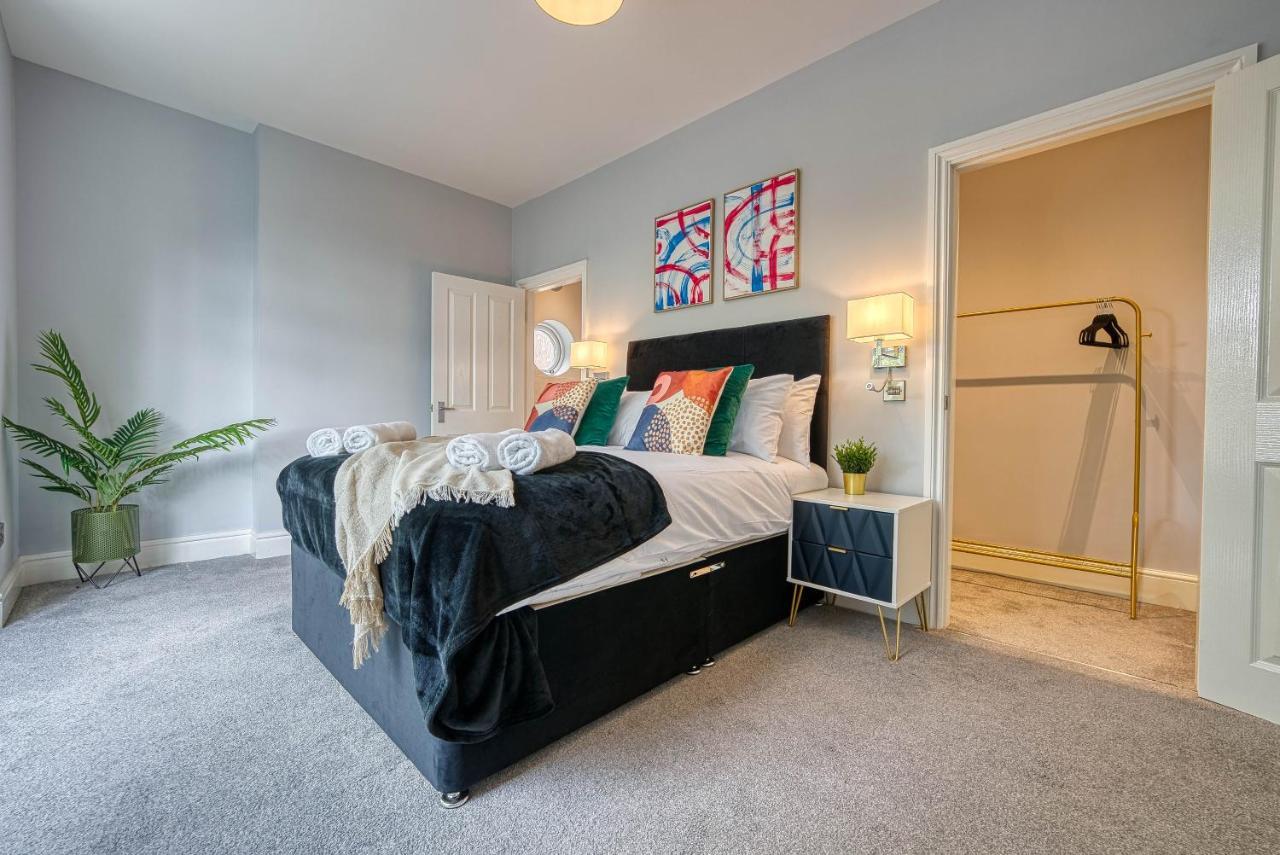 Spacious Nottingham Abode - Sleeps 16 Exterior foto