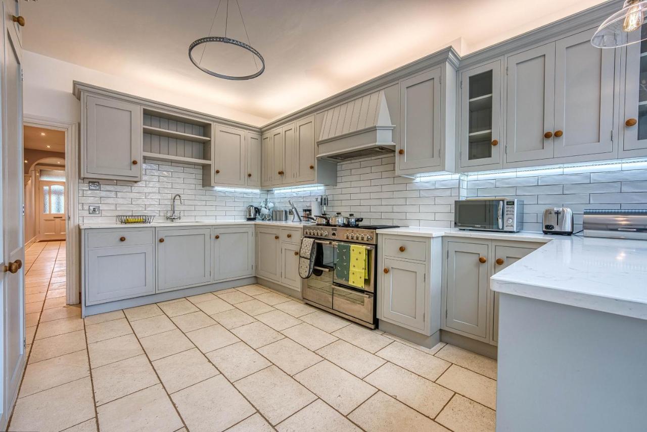 Spacious Nottingham Abode - Sleeps 16 Exterior foto